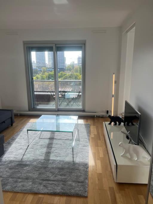 Tour Eiffel Terrasse Vue Seine Apartment Париж Екстериор снимка