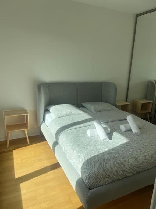 Tour Eiffel Terrasse Vue Seine Apartment Париж Екстериор снимка